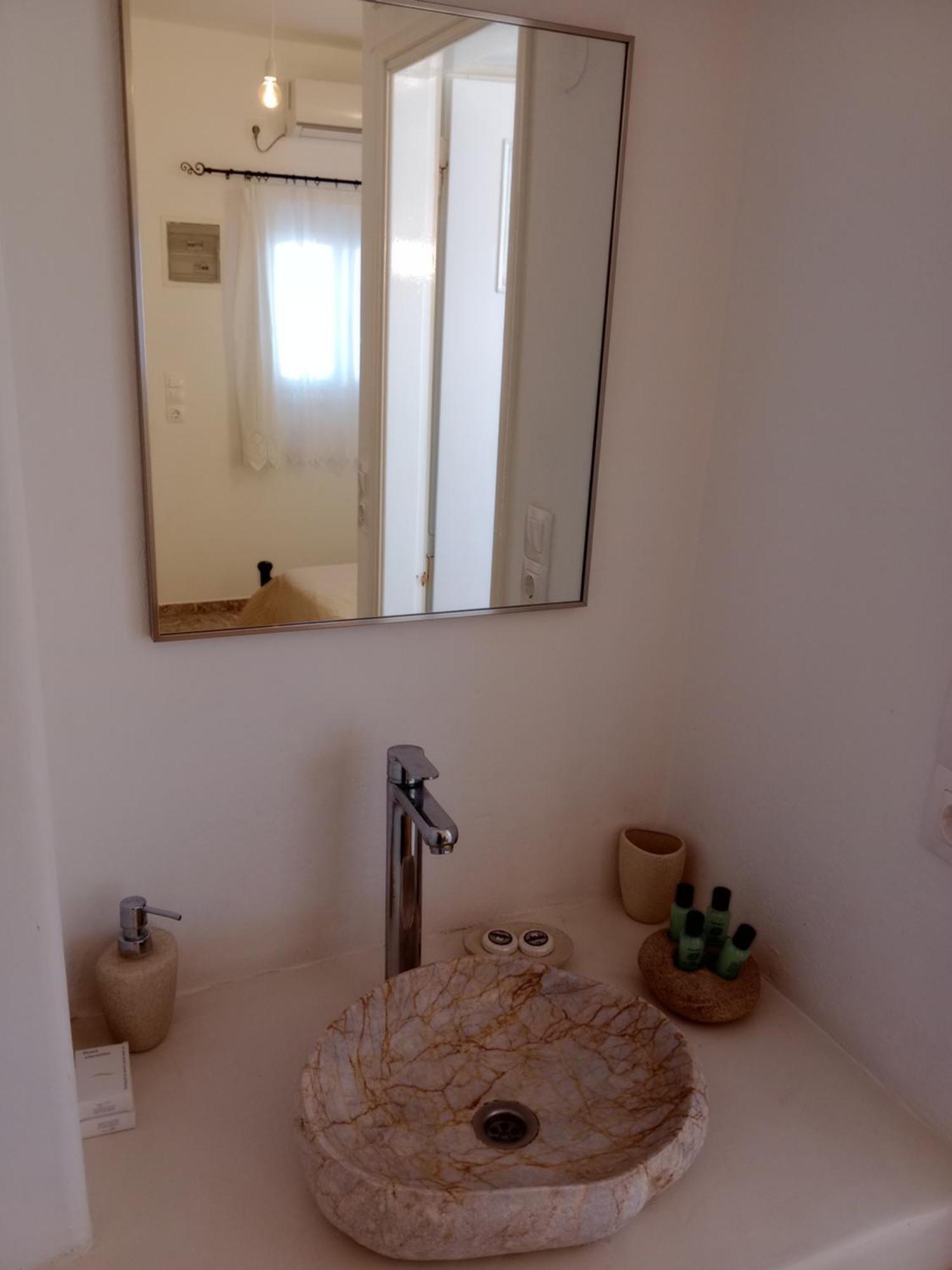 Meltemi Rooms And Studios Anáfi Eksteriør bilde